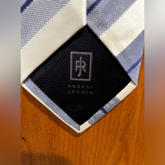 Robert Jensen tie - Picture 3 of 3